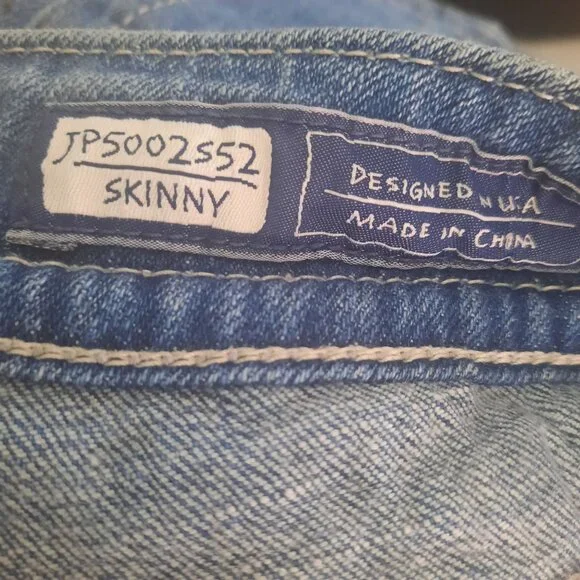 Miss Me Embellished Low Rise Jean Short - Picture 7 of 10